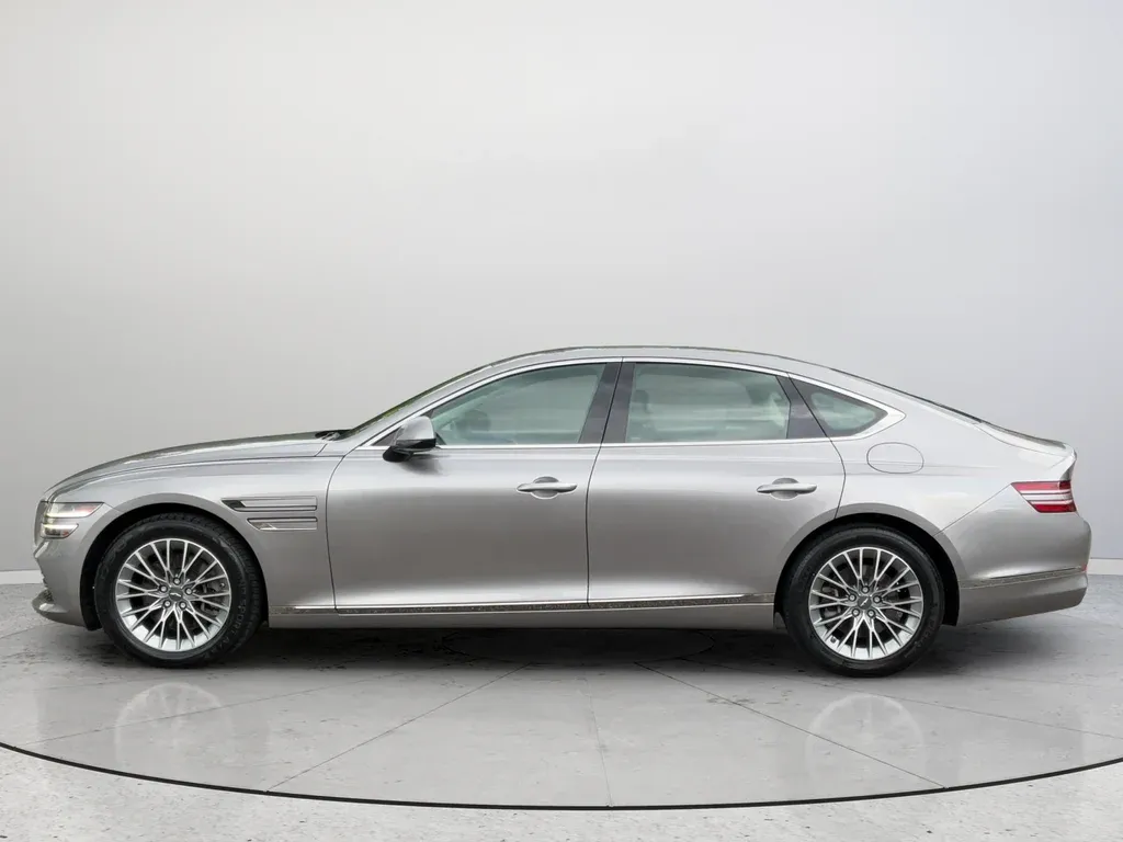 2023 Genesis G80 2.5T thumbnail 10