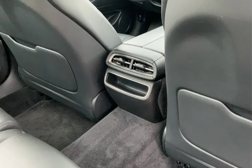 2023 Genesis G80 2.5T thumbnail 22