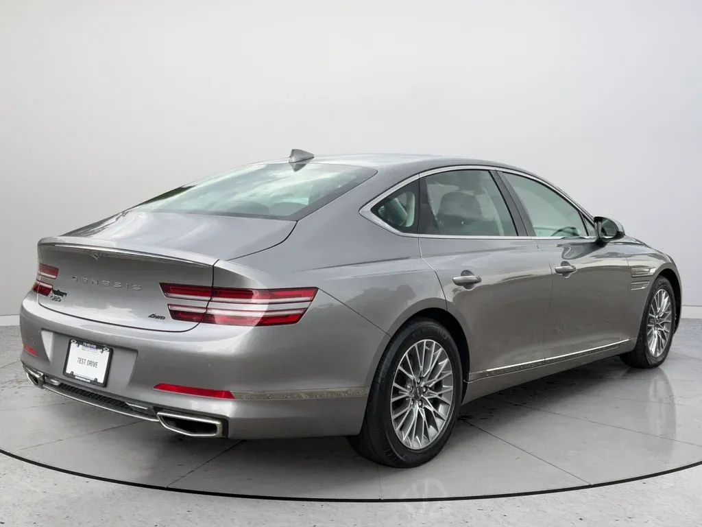 2023 Genesis G80 2.5T thumbnail 7