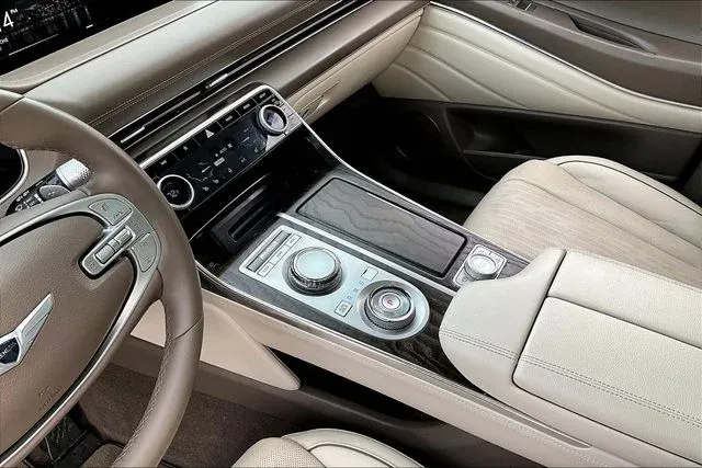 2023 Genesis GV80 2.5T thumbnail 15
