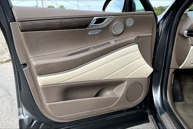 2023 Genesis GV80 2.5T thumbnail 17