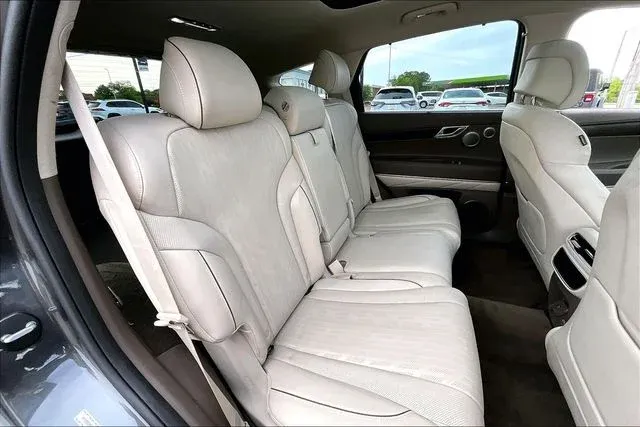 2023 Genesis GV80 2.5T thumbnail 20
