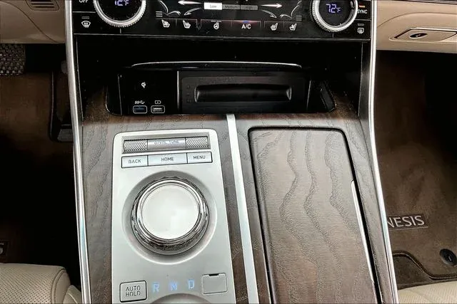 2023 Genesis GV80 2.5T thumbnail 24