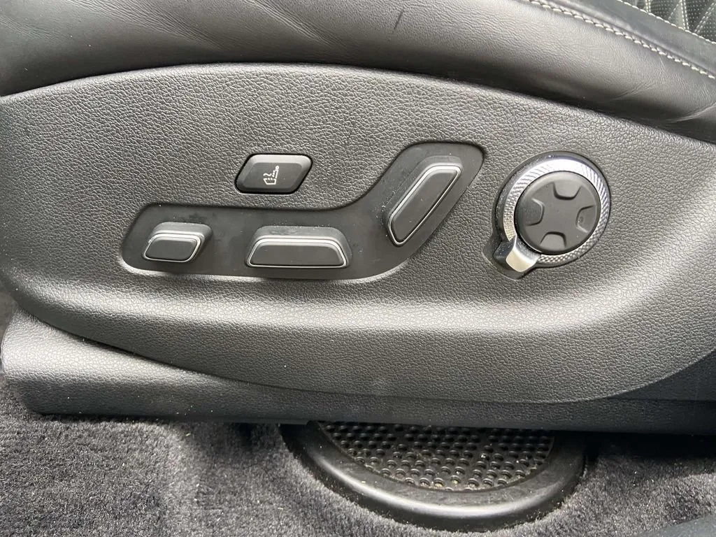 2023 Genesis GV80 3.5T thumbnail 15