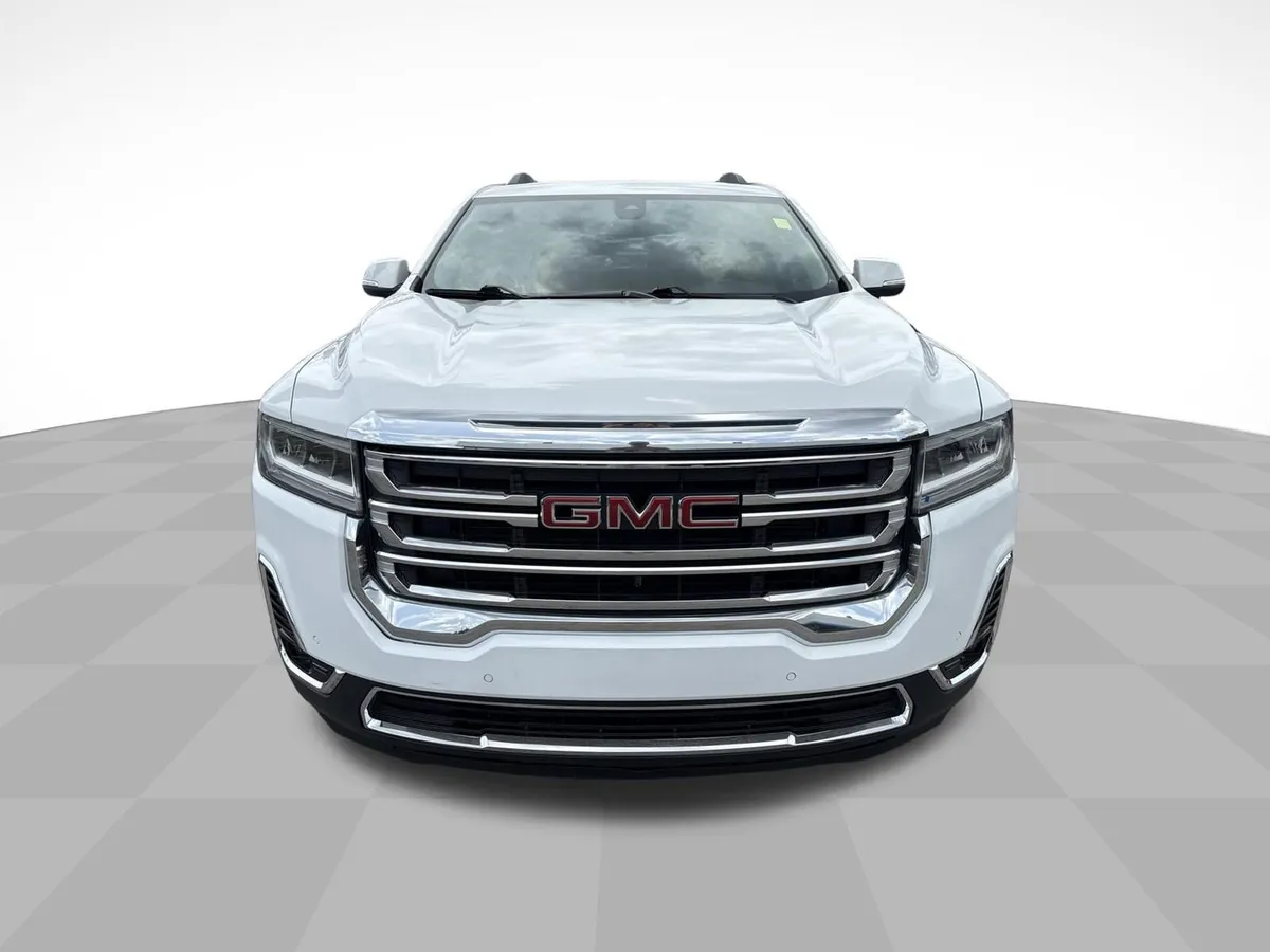 2023 GMC Acadia SLT thumbnail 2