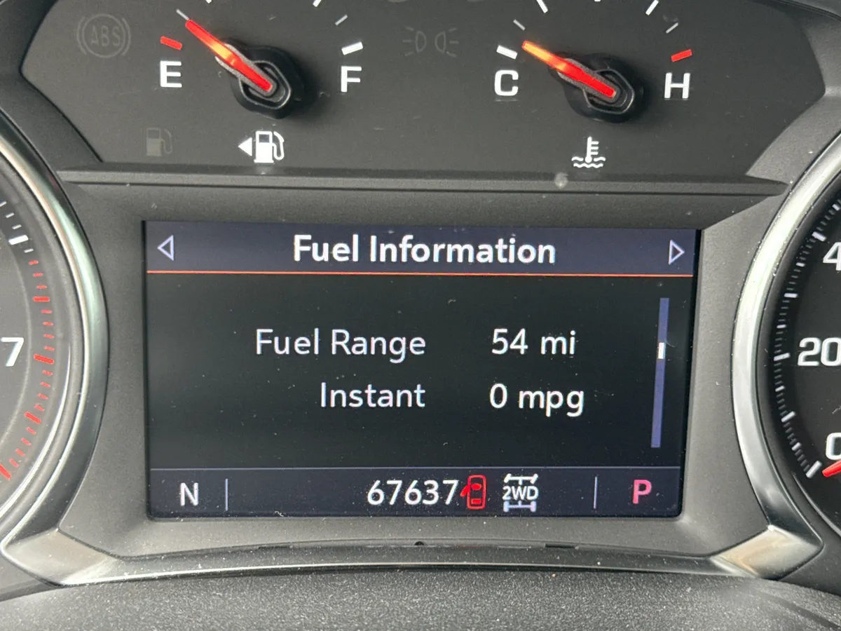 2023 GMC Acadia SLT thumbnail 24