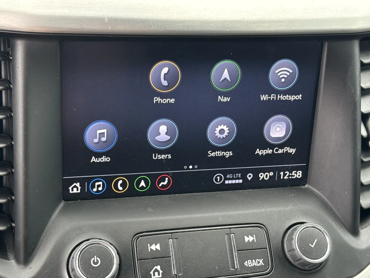 2023 GMC Acadia SLT thumbnail 25