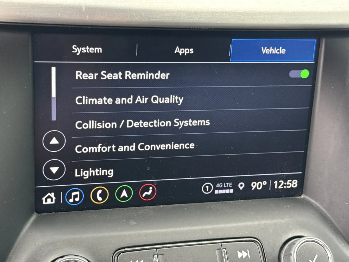 2023 GMC Acadia SLT thumbnail 29