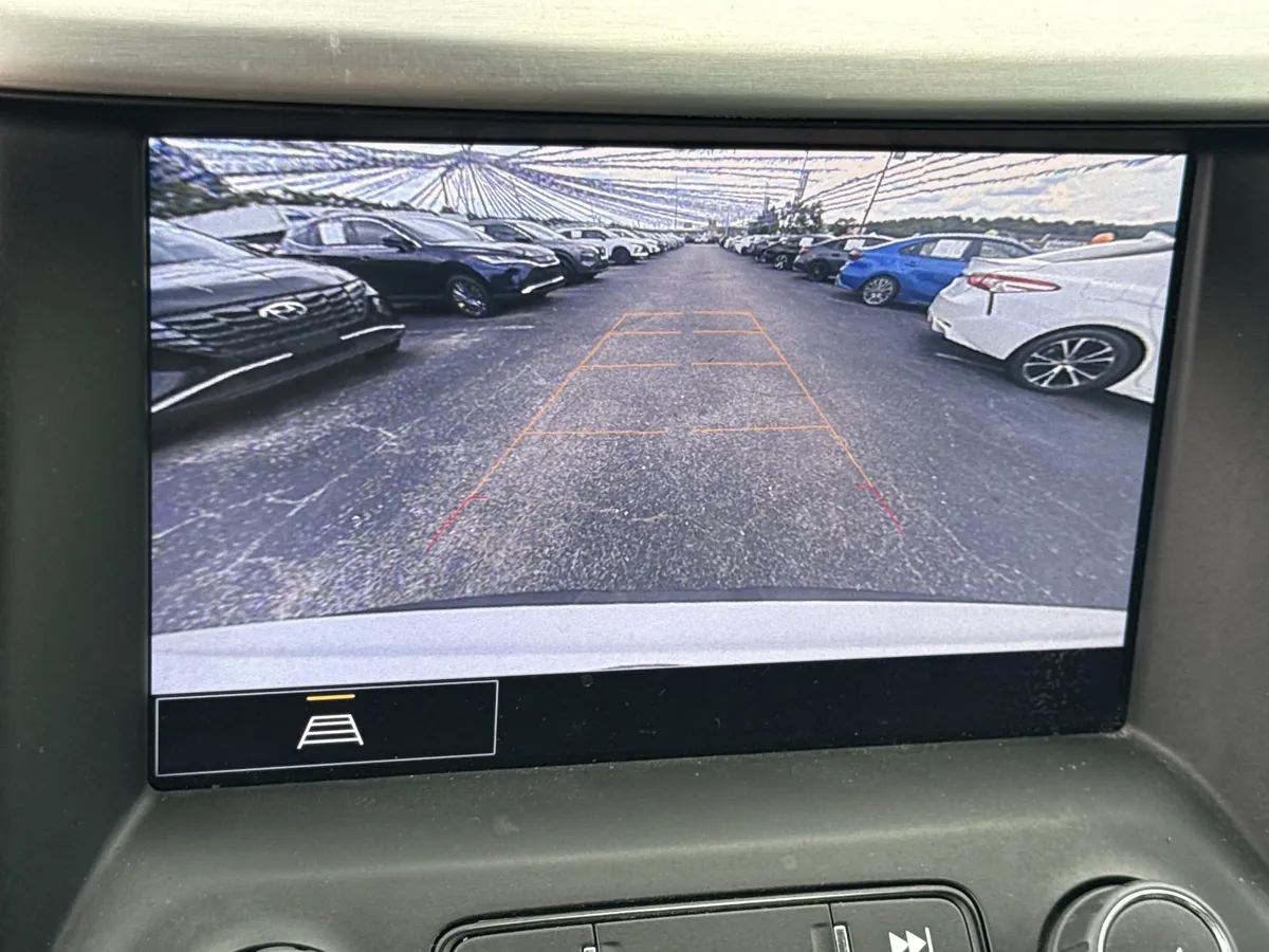 2023 GMC Acadia SLT thumbnail 32