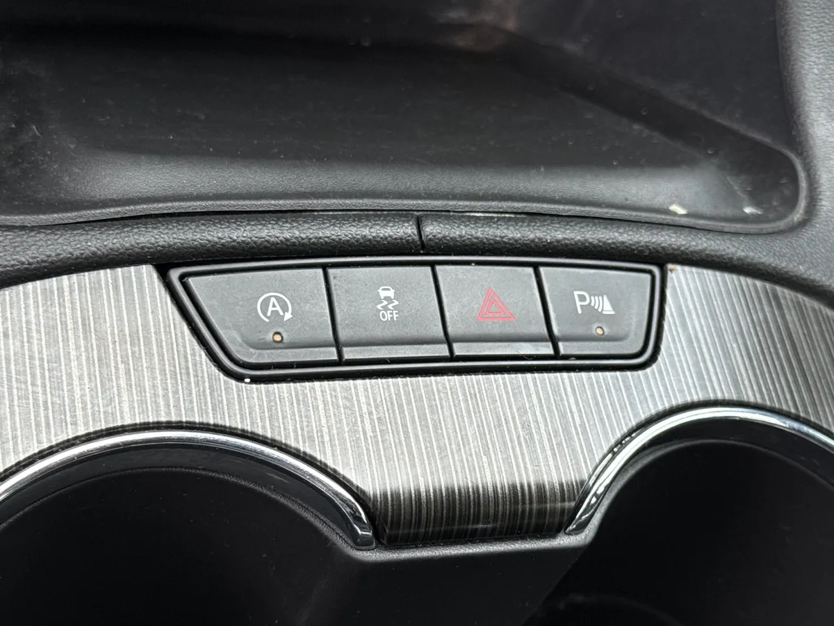 2023 GMC Acadia SLT thumbnail 33