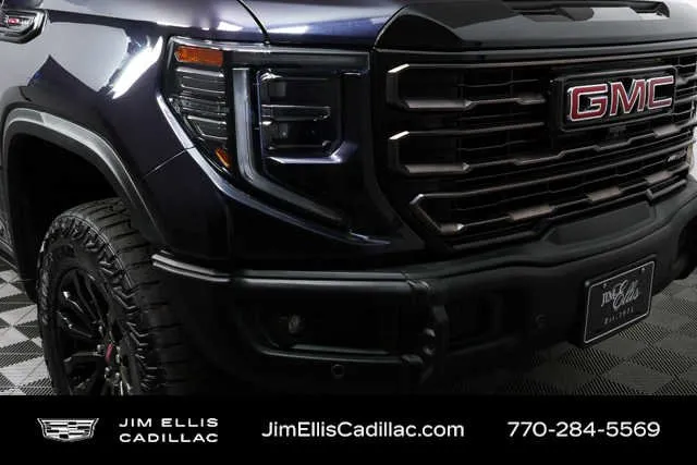 2023 GMC Sierra 1500 AT4X thumbnail 35