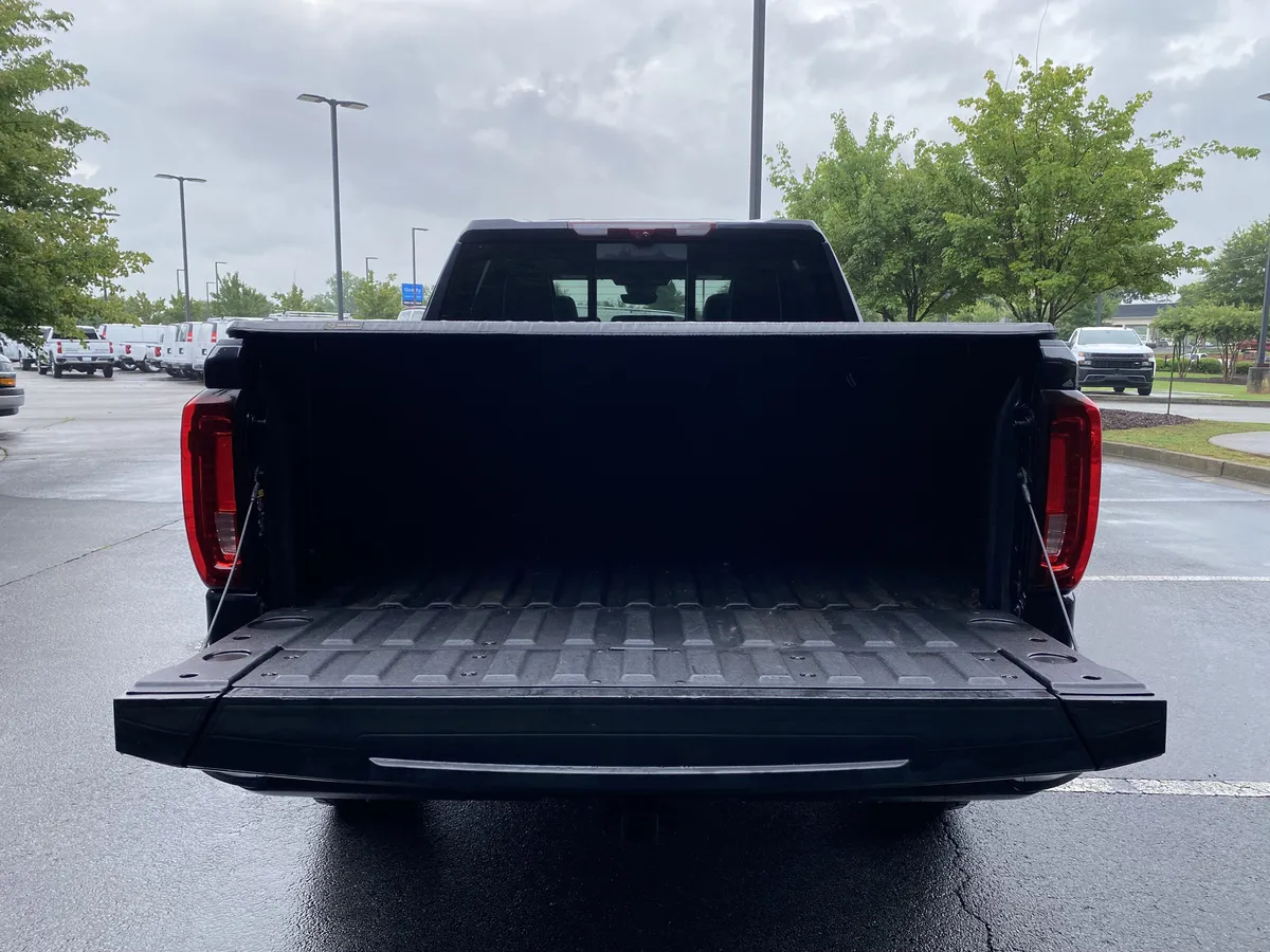 2023 GMC Sierra 1500 AT4X thumbnail 11