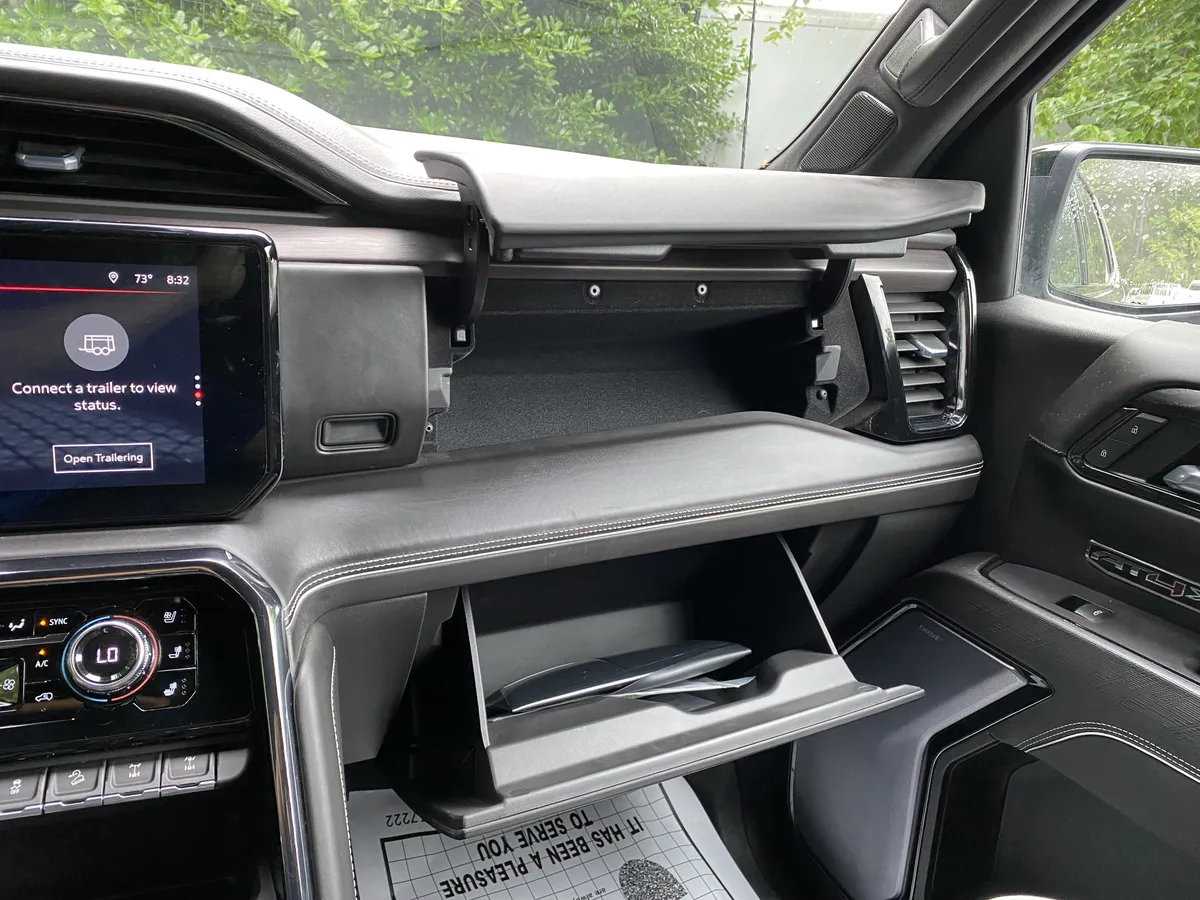 2023 GMC Sierra 1500 AT4X thumbnail 32