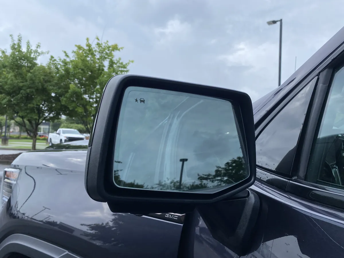 2023 GMC Sierra 1500 AT4X thumbnail 43