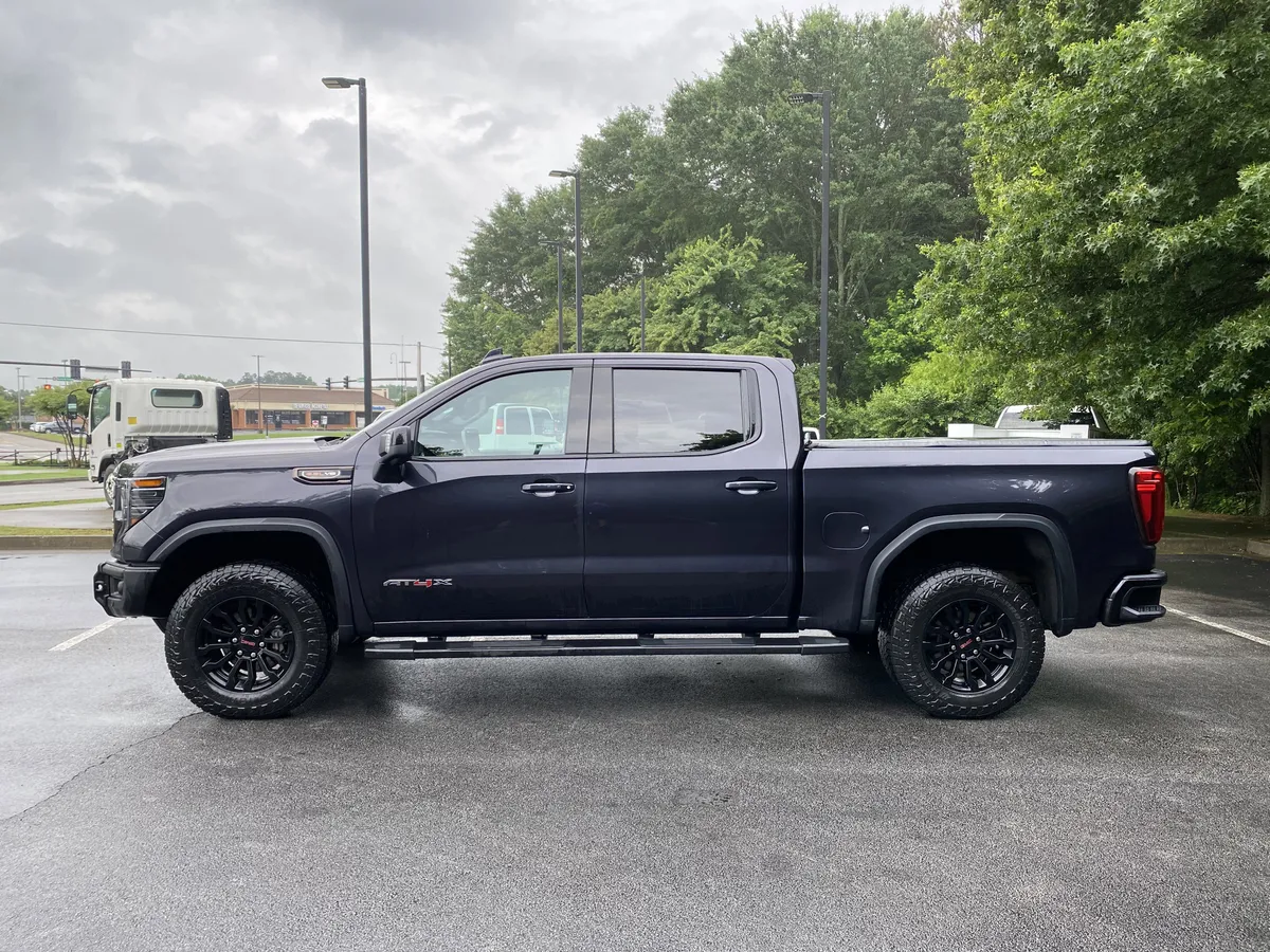 2023 GMC Sierra 1500 AT4X thumbnail 5