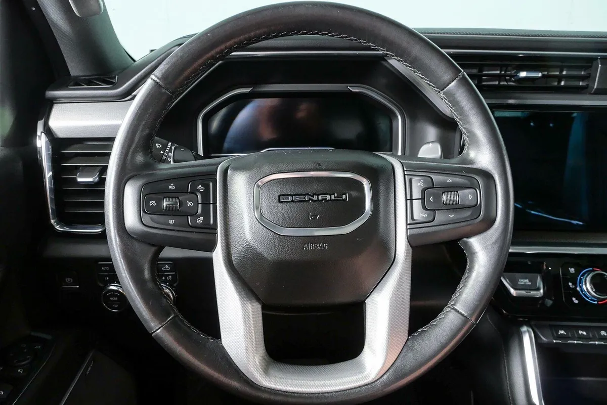 2023 GMC Sierra 1500 Denali thumbnail 10