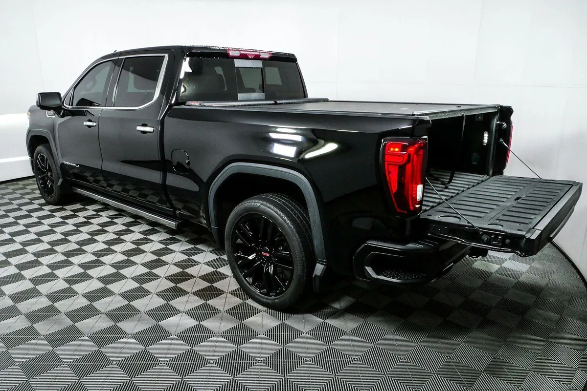 2023 GMC Sierra 1500 Denali thumbnail 32