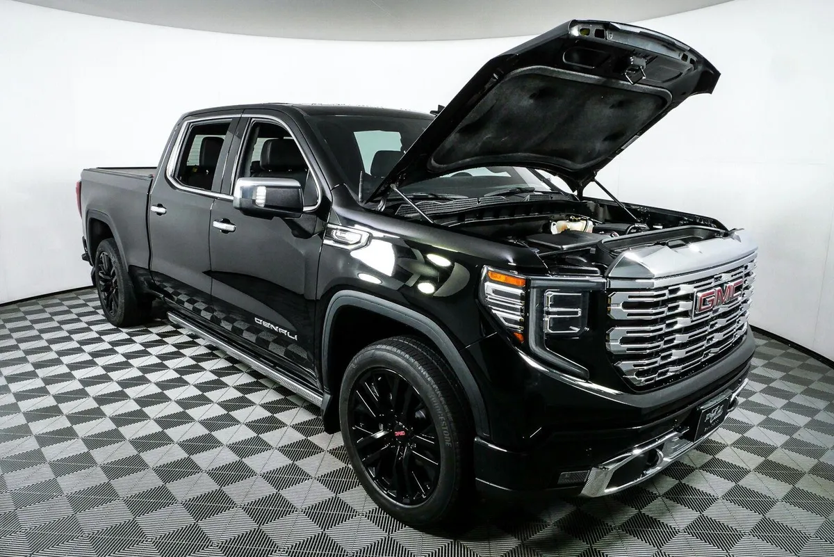 2023 GMC Sierra 1500 Denali thumbnail 33