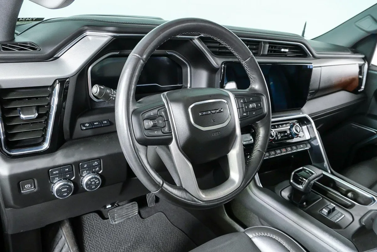 2023 GMC Sierra 1500 Denali thumbnail 4