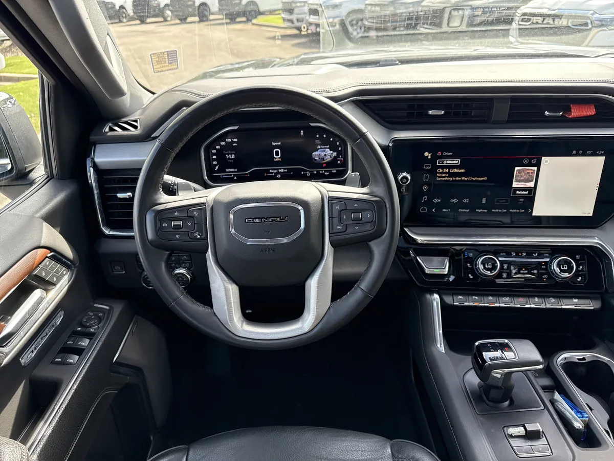 2023 GMC Sierra 1500 Denali thumbnail 23