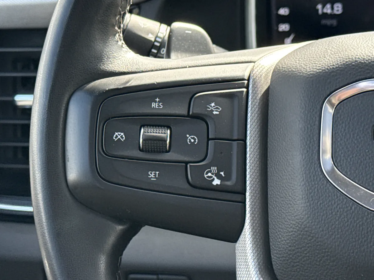 2023 GMC Sierra 1500 Denali thumbnail 25