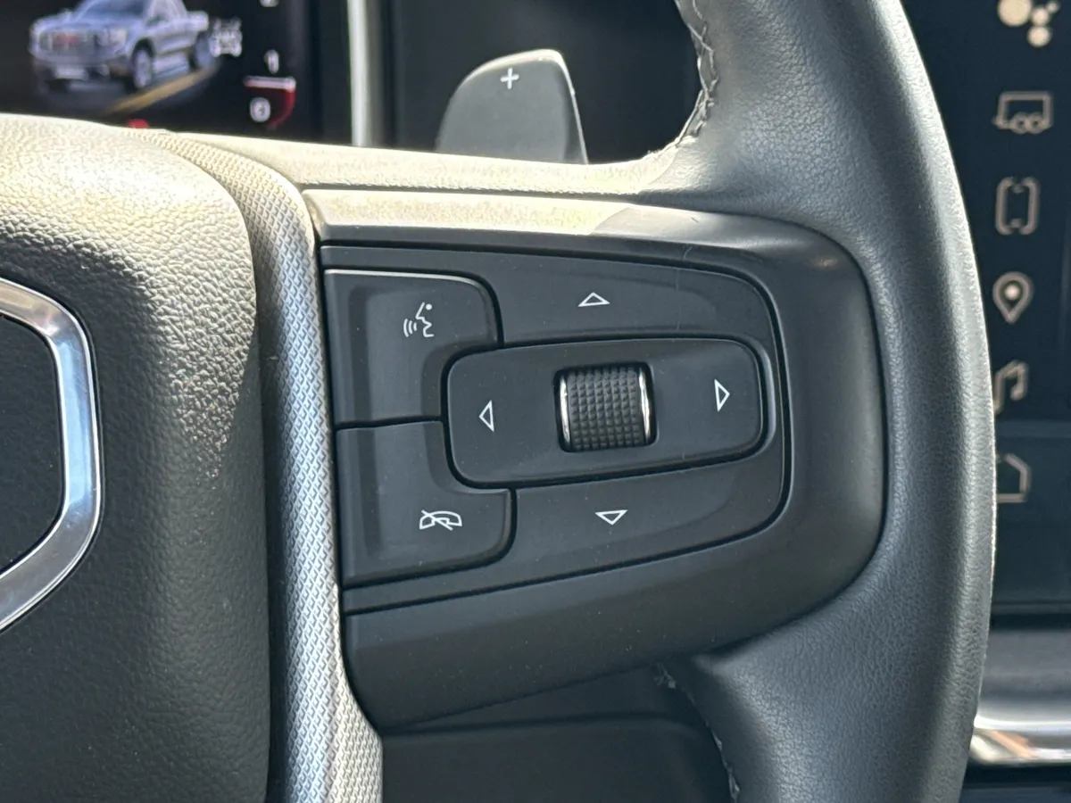 2023 GMC Sierra 1500 Denali thumbnail 26