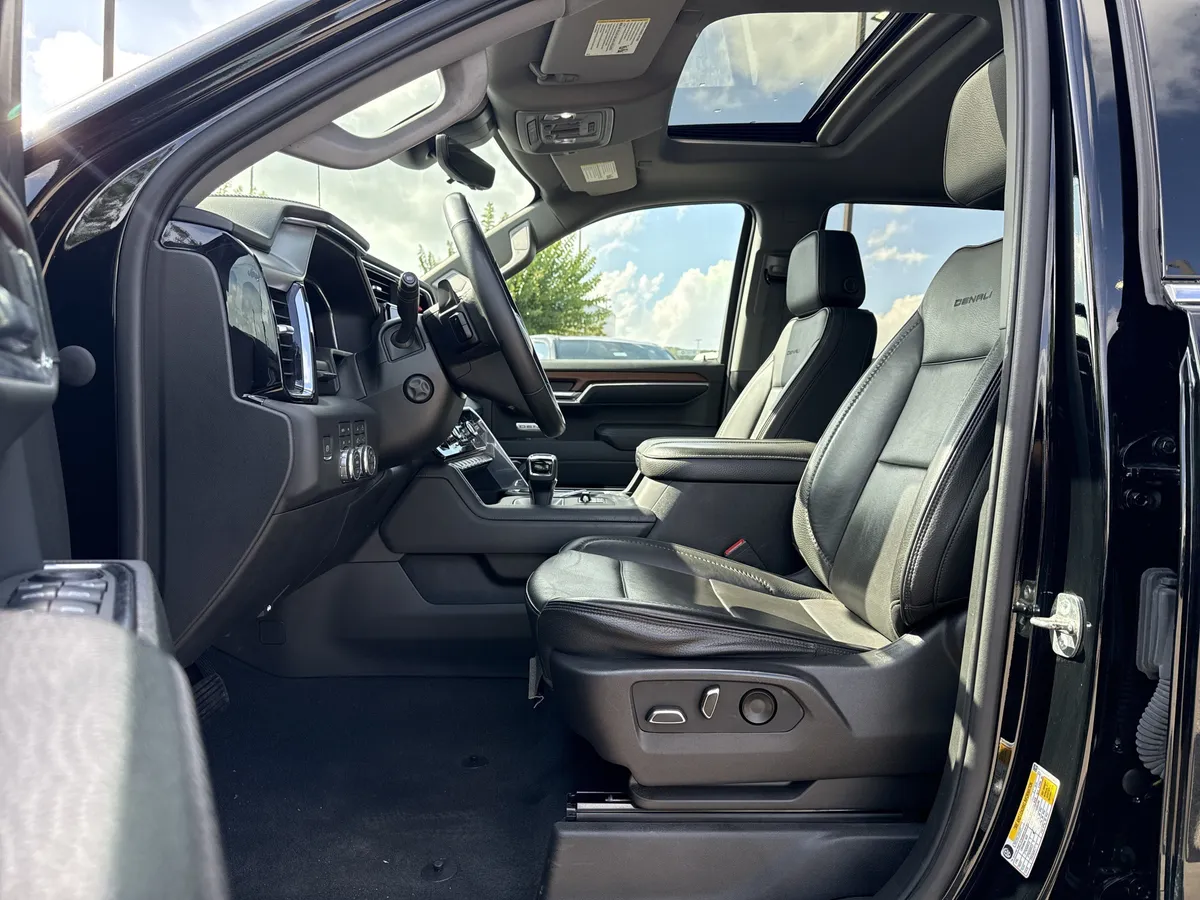 2023 GMC Sierra 1500 Denali thumbnail 9