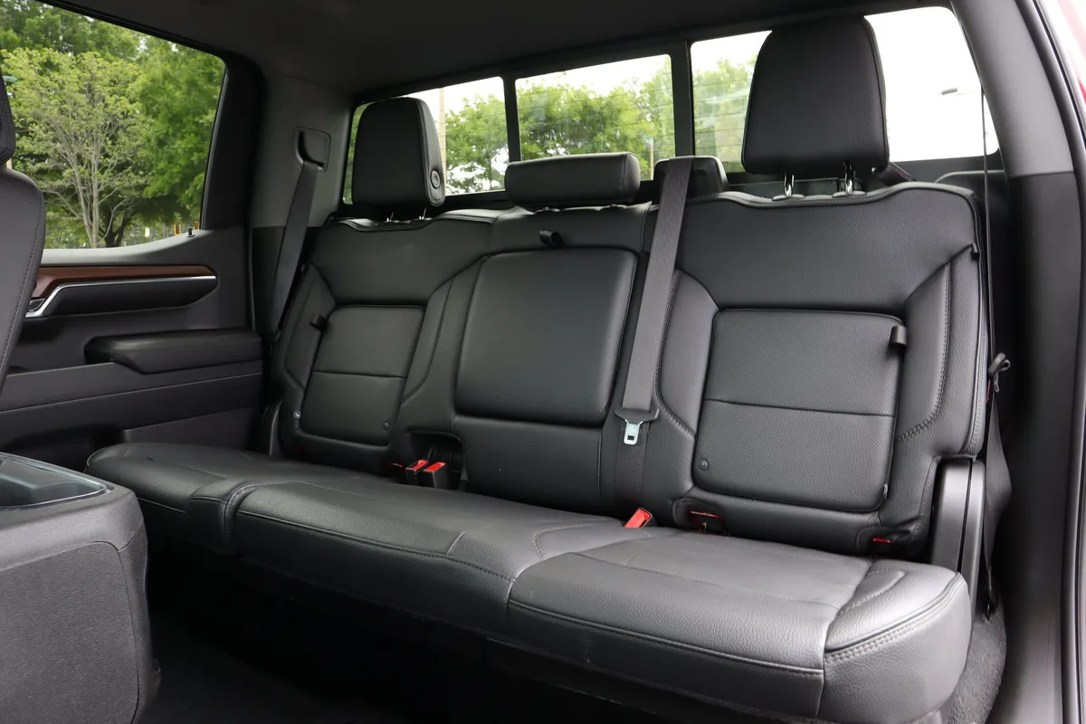 2023 GMC Sierra 1500 Denali thumbnail 8