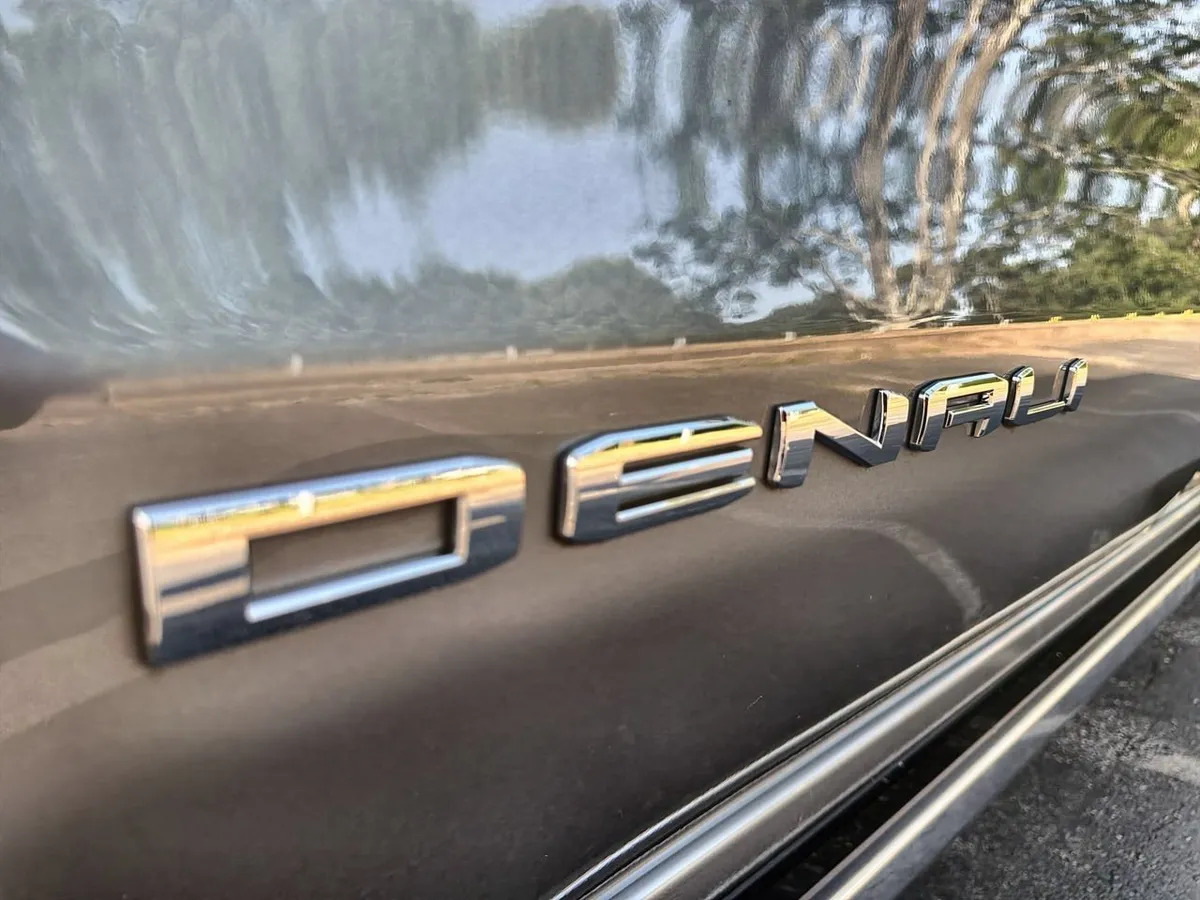 2023 GMC Sierra 1500 Denali thumbnail 27