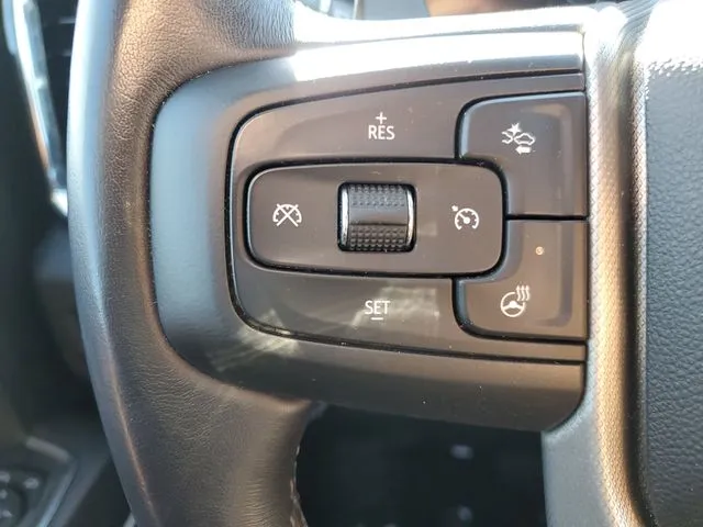 2023 GMC Sierra 1500 Denali thumbnail 16