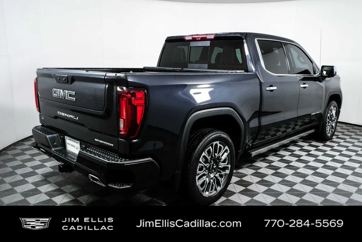 2023 GMC Sierra 1500 Denali Ultimate thumbnail 3