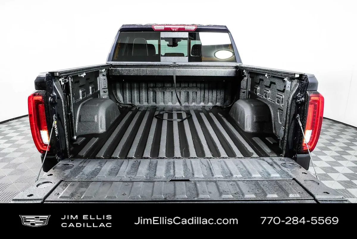 2023 GMC Sierra 1500 Denali Ultimate thumbnail 32