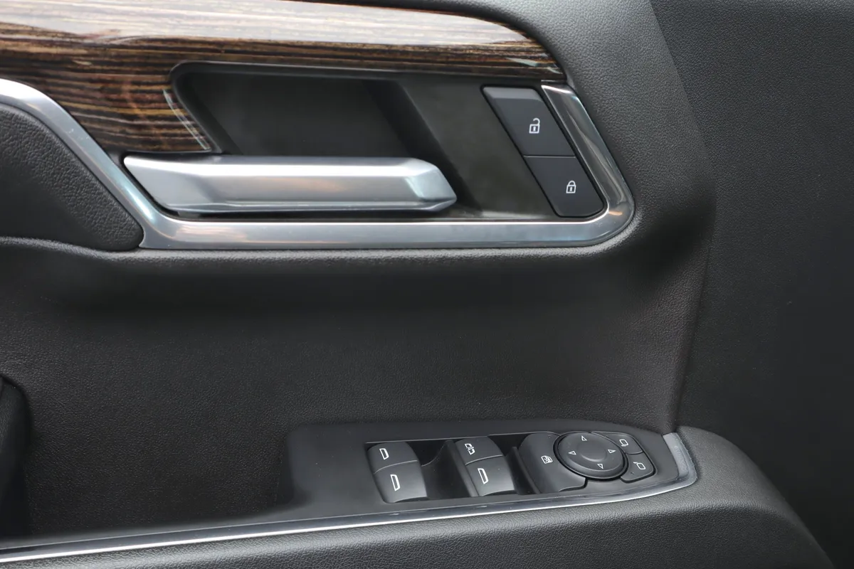 2023 GMC Sierra 1500 Elevation thumbnail 21