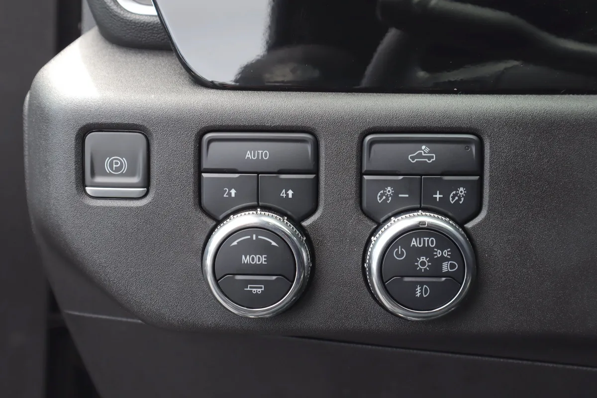 2023 GMC Sierra 1500 Elevation thumbnail 22