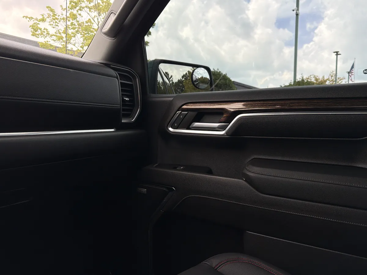 2023 GMC Sierra 1500 Elevation thumbnail 22