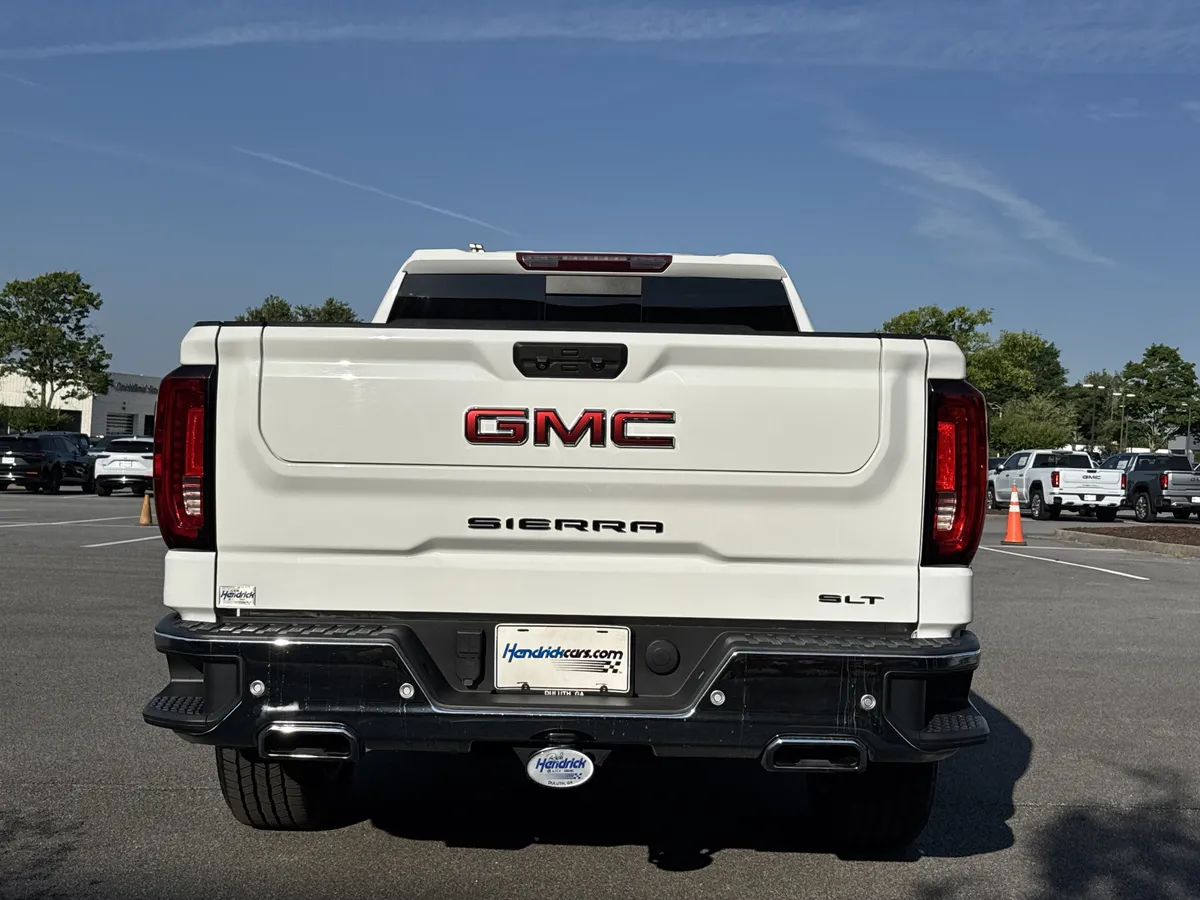 2023 GMC Sierra 1500 SLT thumbnail 8