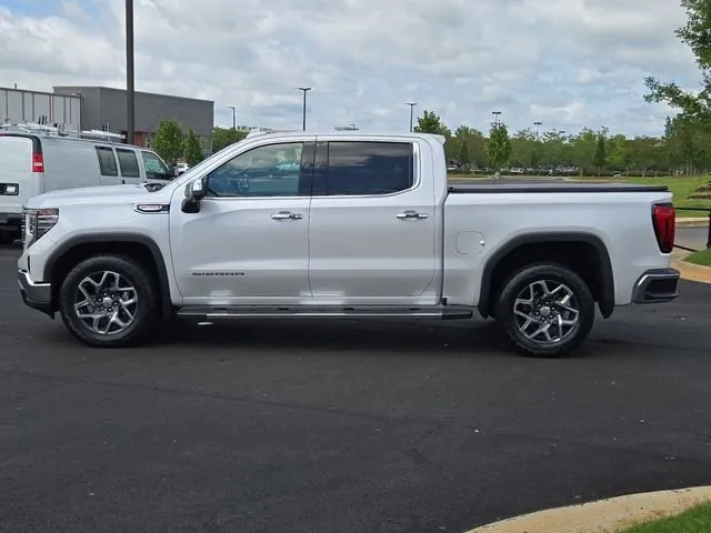 2023 GMC Sierra 1500 SLT thumbnail 14