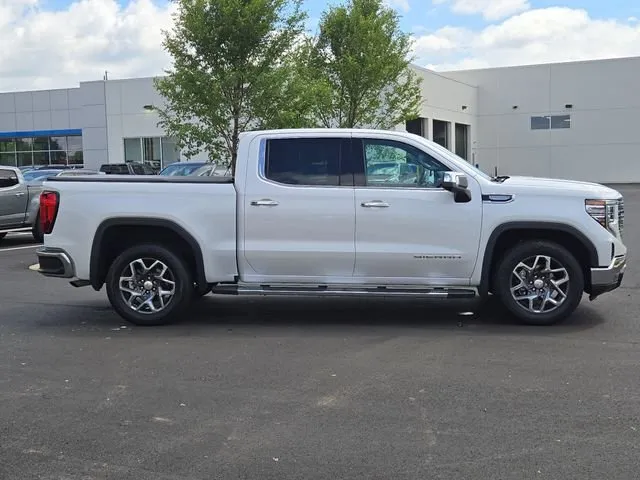2023 GMC Sierra 1500 SLT thumbnail 8