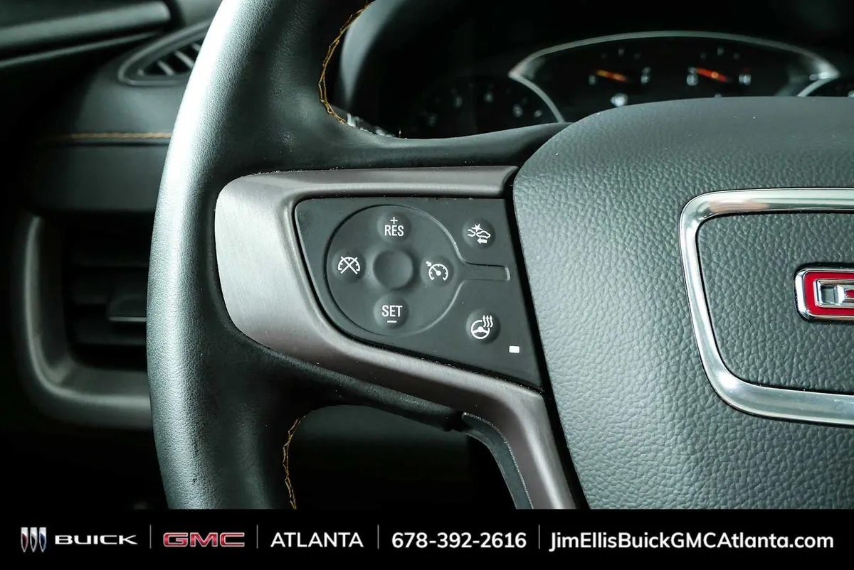 2023 GMC Terrain AT4 thumbnail 10