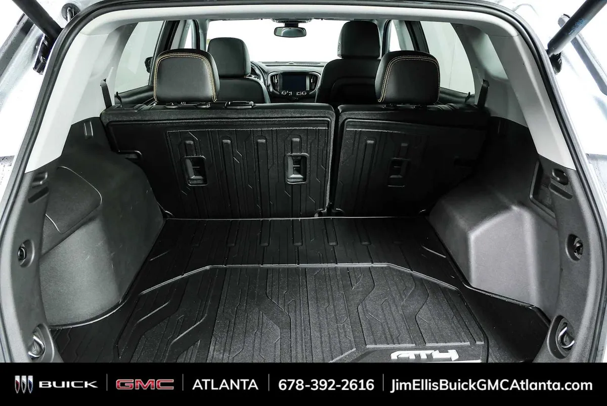 2023 GMC Terrain AT4 thumbnail 30