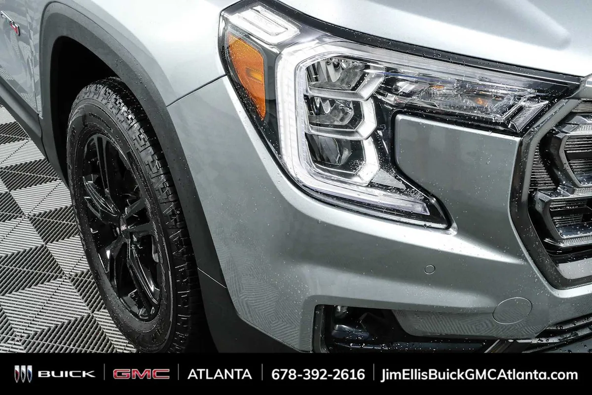 2023 GMC Terrain AT4 thumbnail 35