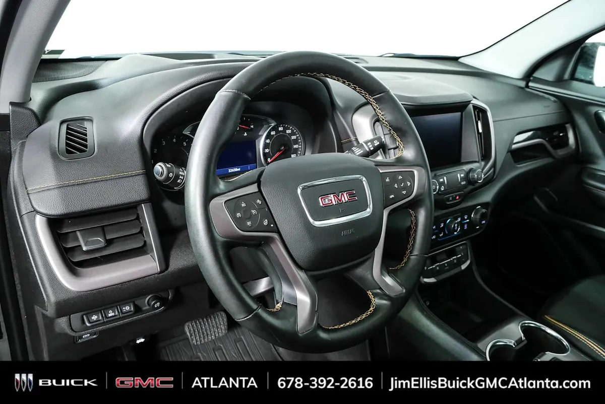 2023 GMC Terrain AT4 thumbnail 4
