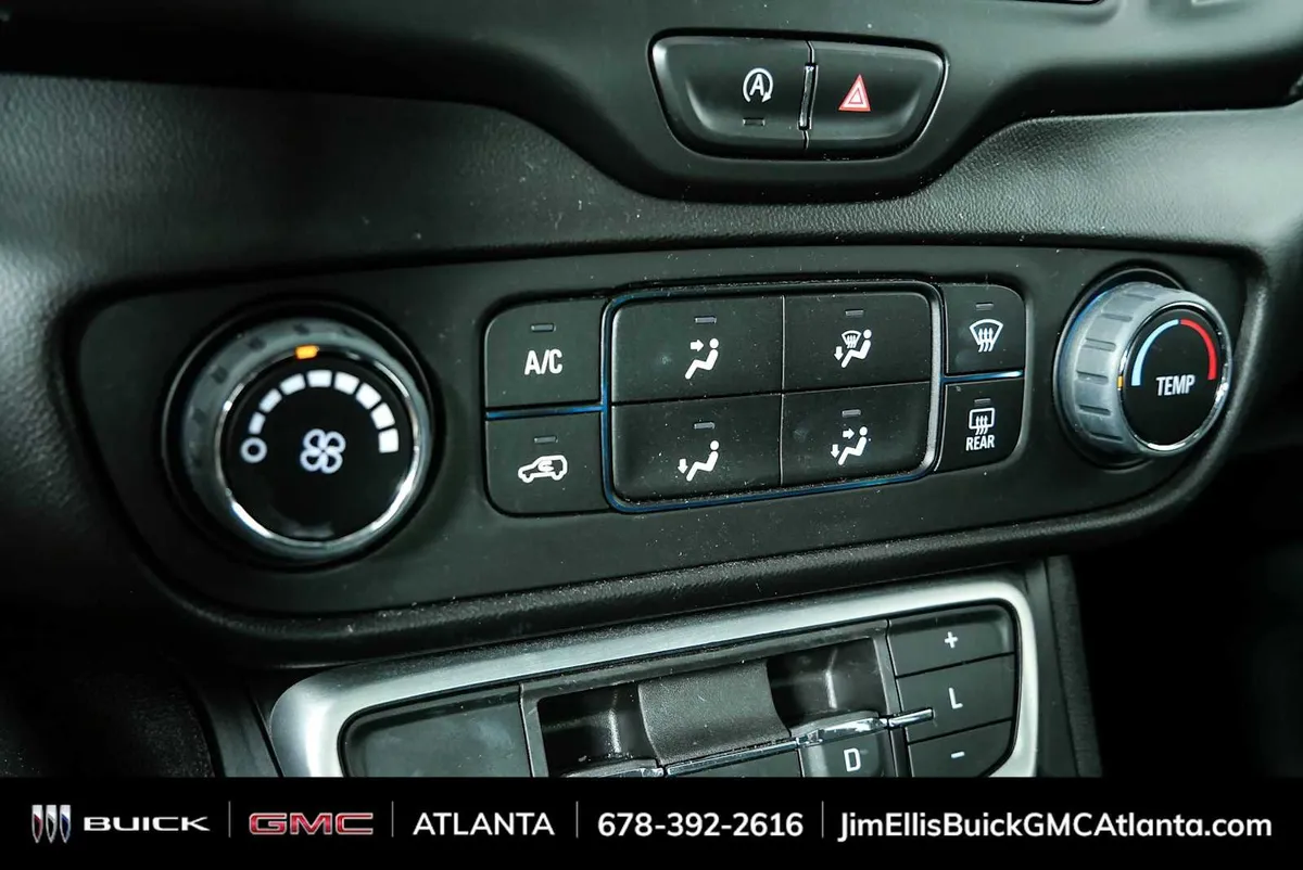 2023 GMC Terrain SLE thumbnail 15