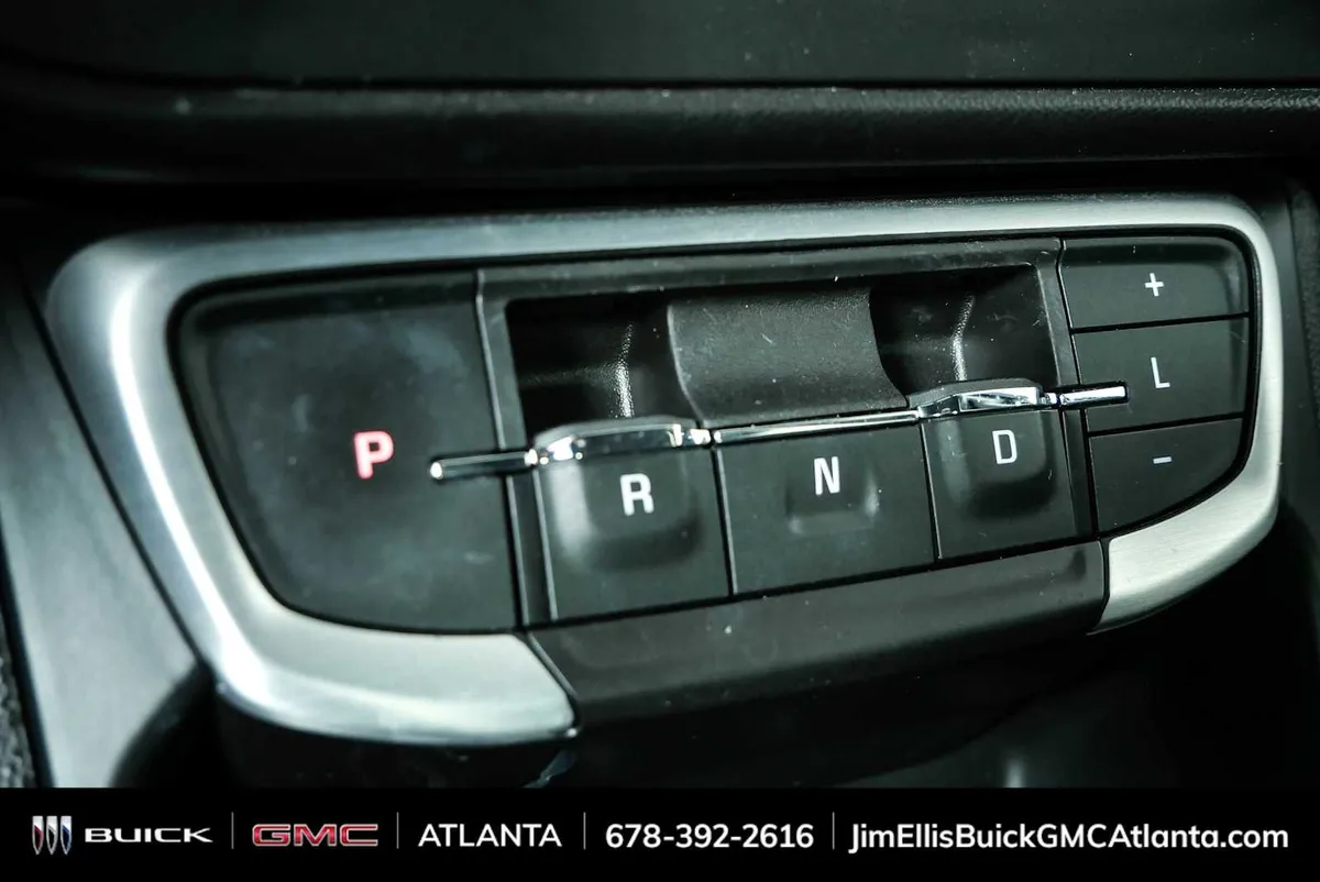 2023 GMC Terrain SLE thumbnail 16