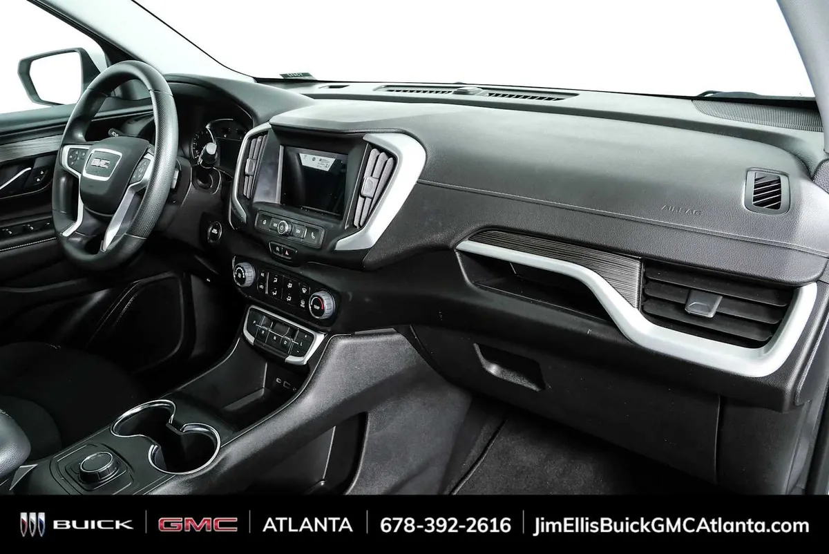 2023 GMC Terrain SLE thumbnail 22