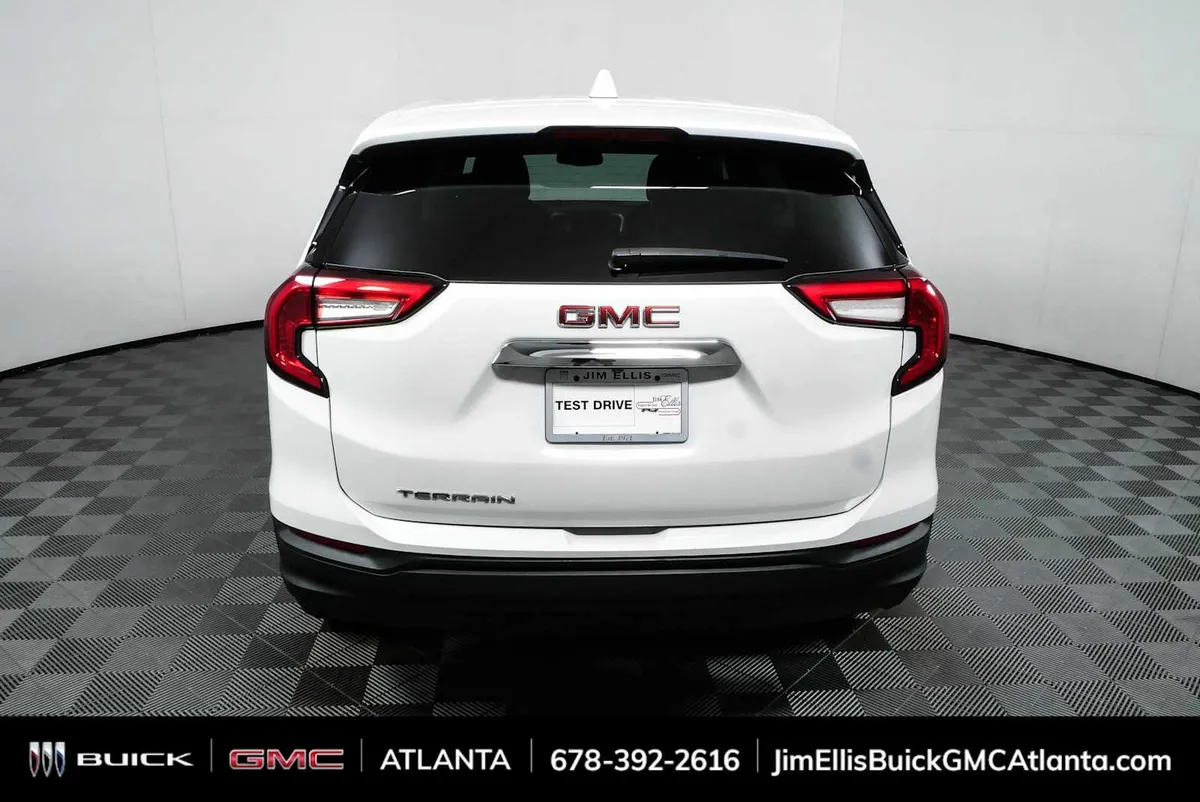 2023 GMC Terrain SLE thumbnail 26