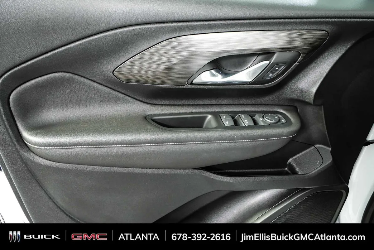 2023 GMC Terrain SLE thumbnail 6
