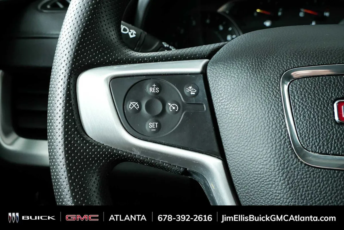 2023 GMC Terrain SLE thumbnail 9