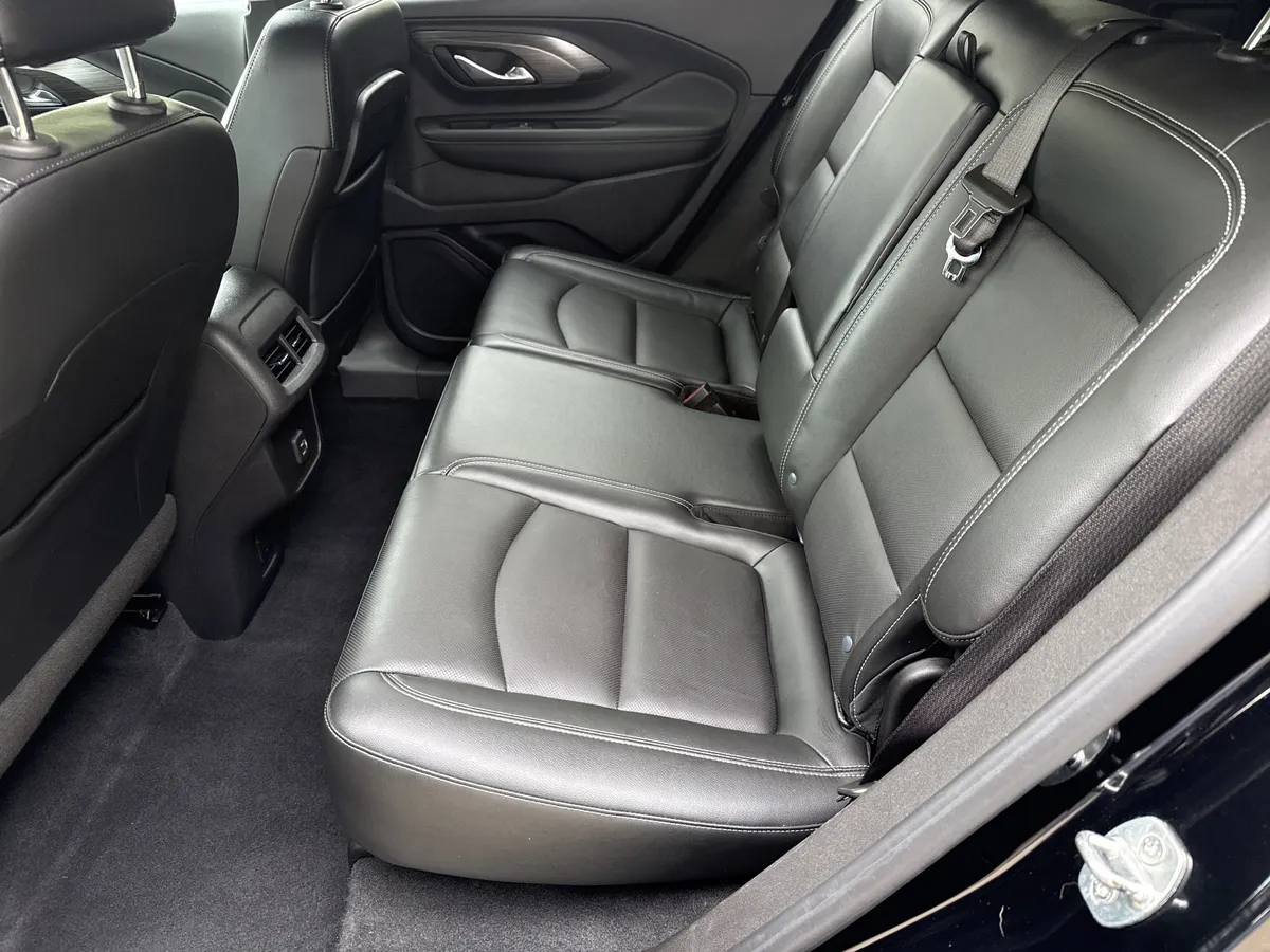 2023 GMC Terrain SLT thumbnail 20