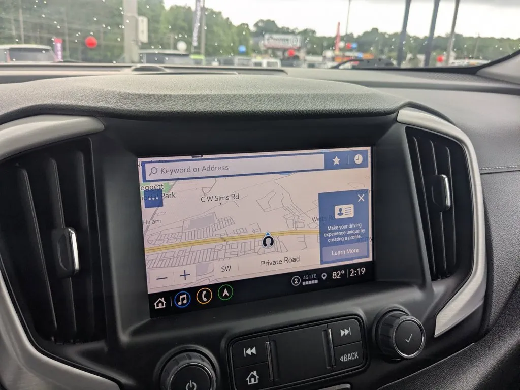 2023 GMC Terrain SLT thumbnail 17